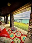 Lakeside Paradise! A charming blend of cozy comfort and beachfront bliss!