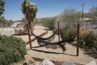 HotTub, Stargazing Rooftop Deck, Murals, Hammocks