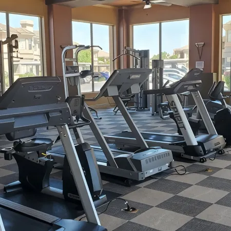 2nd floor 2 Bedroom Condo with Balcony