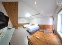 Sacheon Hall in One - Motels