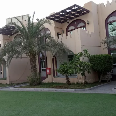 Corniche Palace Hotel