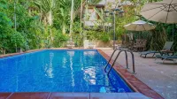 Boutique Hotel Pavillon - Kolam Renang