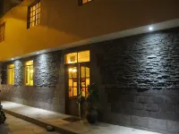 Tumy House B&B - Airport Shuttle
