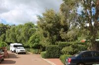 Margaret River Tourist Park - parking