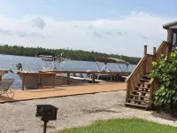 River Wilderness Waterfront Cabins