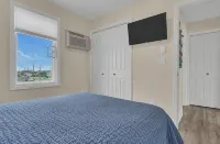 Cozy 1-bedroom condo in Lavallette, located 1 block from beach - Homestays