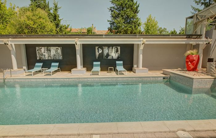 Hôtel Arles Plaza