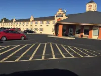 Baymont by Wyndham Pella Hotel di 