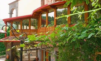 Mirhav Hotel