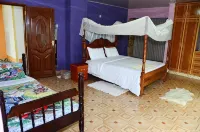 Serian Vacation House
