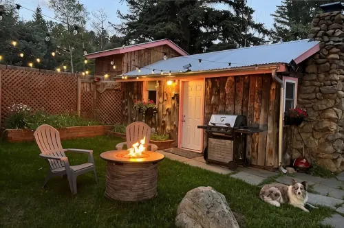 Hobbit House - Mountain Cabin - Homestays