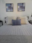 Condado Beach Condo - Fast Wi-Fi, AC, Pool & Security 24/7