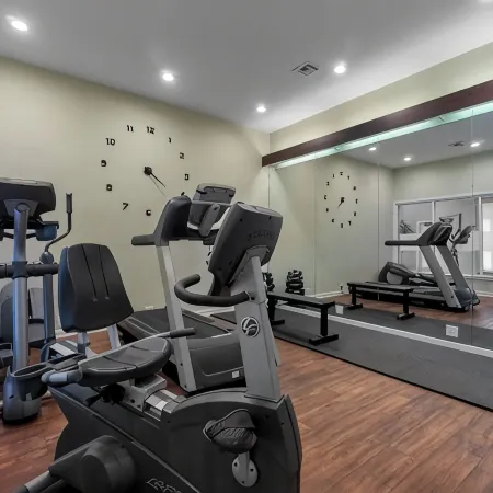 Luxe Condo in Norwich Less Than 3 Minutes From Mohegan Sun