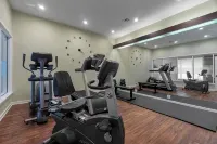 Luxe Condo in Norwich Less Than 3 Minutes From Mohegan Sun