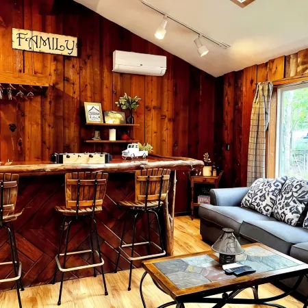 Mountain Retreat- Masthope-Ski/Lake Community!