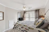 St Simons Coolest Dog Friendly Beach Bungalow with Private Heated Pool/Hot Tub! - Jacuzzi