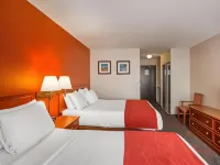 Comfort Inn & Suites University Hotels near Lions Park C train