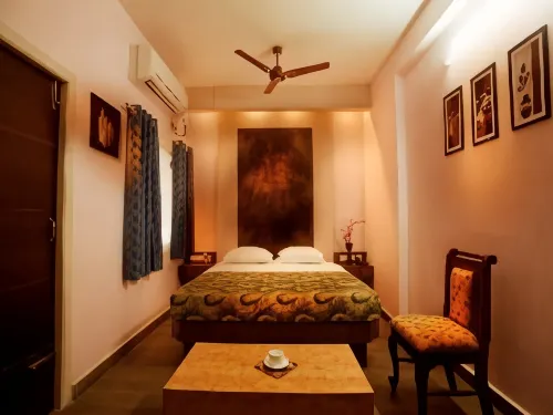 Temple Stays - Friendliness & Cleanliness Room - balcony