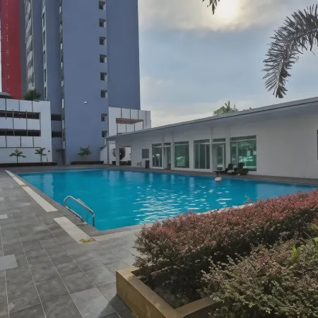 Cute Hotel & Dorms Ipoh Отели рядом с достопримечательностью «Тематический парк MAPS Perak»