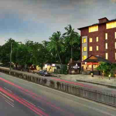 Royal Ritis Hotel Exterior