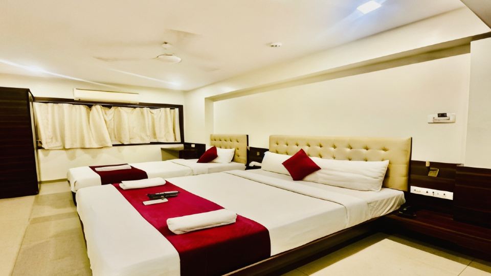 Hotel Mumbai International