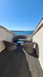 Solo Atico Guest Suites - parking