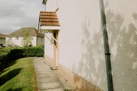 Woodgrove Holiday Homes, Inverness - parking