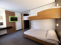 Hotel Henrico Kisad Hotels near Igorot Garden