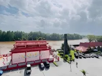 King Ing Hotel โรงแรมในมูกาห์