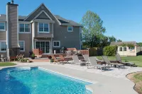 Family vacation retreat w/ In-ground Pool with private Chesapeake Bay access! - Swimmingpools