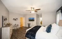 Hummingbird Lakehouse - 4-Star