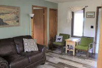 Great Cabin- get own beach & dock!  Perfect for Glacier National Park Vacation! - Feriehus
