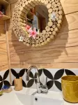 Are Mii , a stylish one room container home - 3-Star