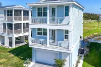 Bayview Pointe! Luxury 3 bedroom home! Near Anna Maria island with heated pool! - プライペートプール
