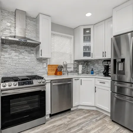 FREE Parking Modern Duplex King Beds near EWR& NYC