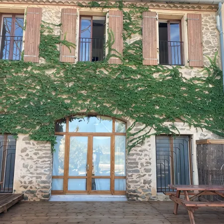 Maison Indépendante, Canal du Midi, Piscine