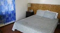 Small Hideaway on a Romantic small Private Beach with Exquisite Views. - palestra