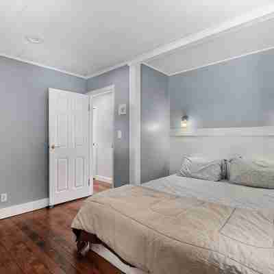 Home Sweet Home in Danbury Rooms