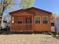 Cozy Cabin and Tubing!  Swim, Horses, Hiking, Lake-3 mi from Helen! Relax! - Træningscentre