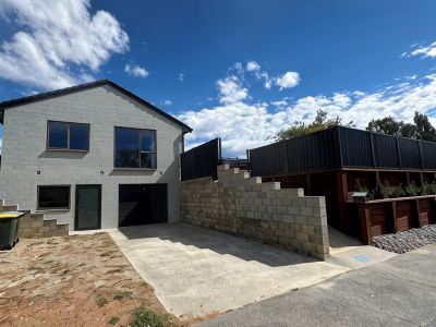 Elevated Mountain Views on Waenga