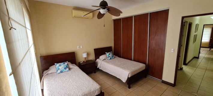 Jazmin Del Sol - Just Steps Away to the Beautiful Potrero Beach Hotels in Potrero