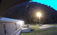 Great location, extremely clean ,half mile from trail heads. - Wifi