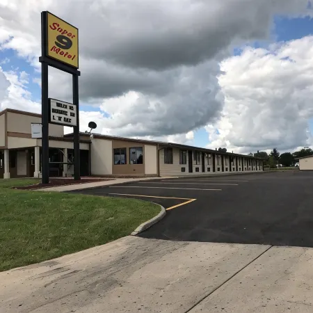 Super 9 Motel Troy