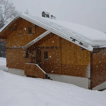 Superb Detached 4 Bedroom Family Chalet. Perfect for Winter and Summer.