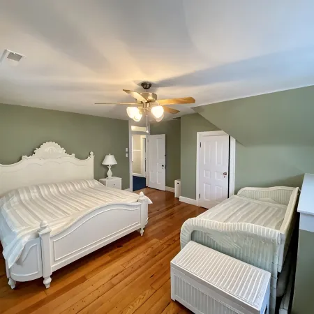 Amazing Location. Jackson St with Pool.  Featured on #Staycation.