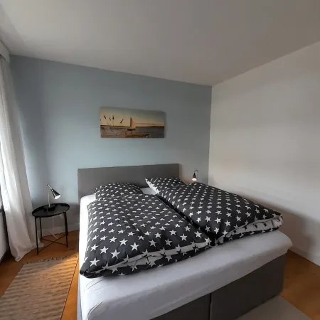 Apartment Seaside, Sea View, Parking Space, Wlan, Elevator, 2 Balconies, Family-Friendly