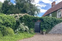 Grange Farm House - بيت ضيافة