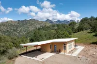 Happy Heart House: Elegant 2-bedroom house with stunning views close to the park - 4-نجوم
