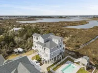 4BR/4BA - pool, elevator, deeded beach access, 2 king suites & AMAZING views! - Beach