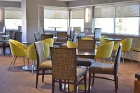 Delta Hotels Calgary South - bar